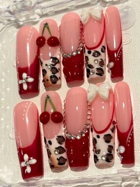 Handmade Press On Nails
